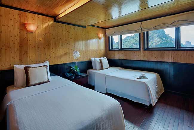Phòng ngủ Tour Du Thuyền Syrena Cruises