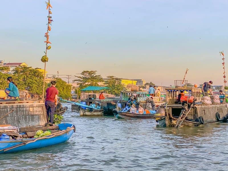 cai rang floating Market