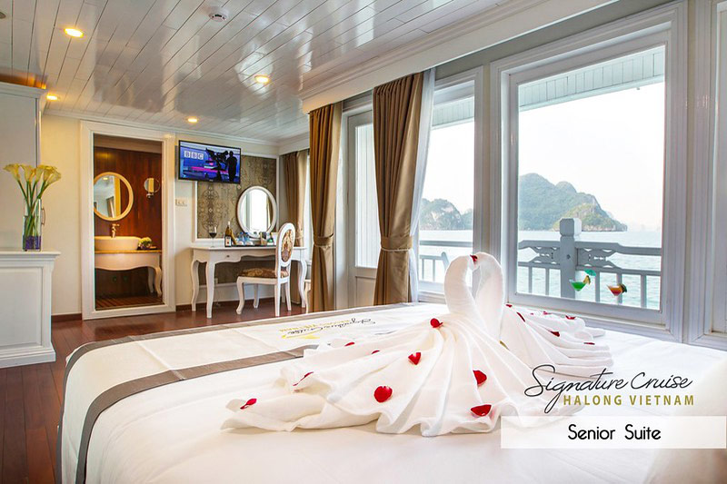 Tour 2D/1N on Signature Royal Cruise Halong 5* Bai Tu Long Bay